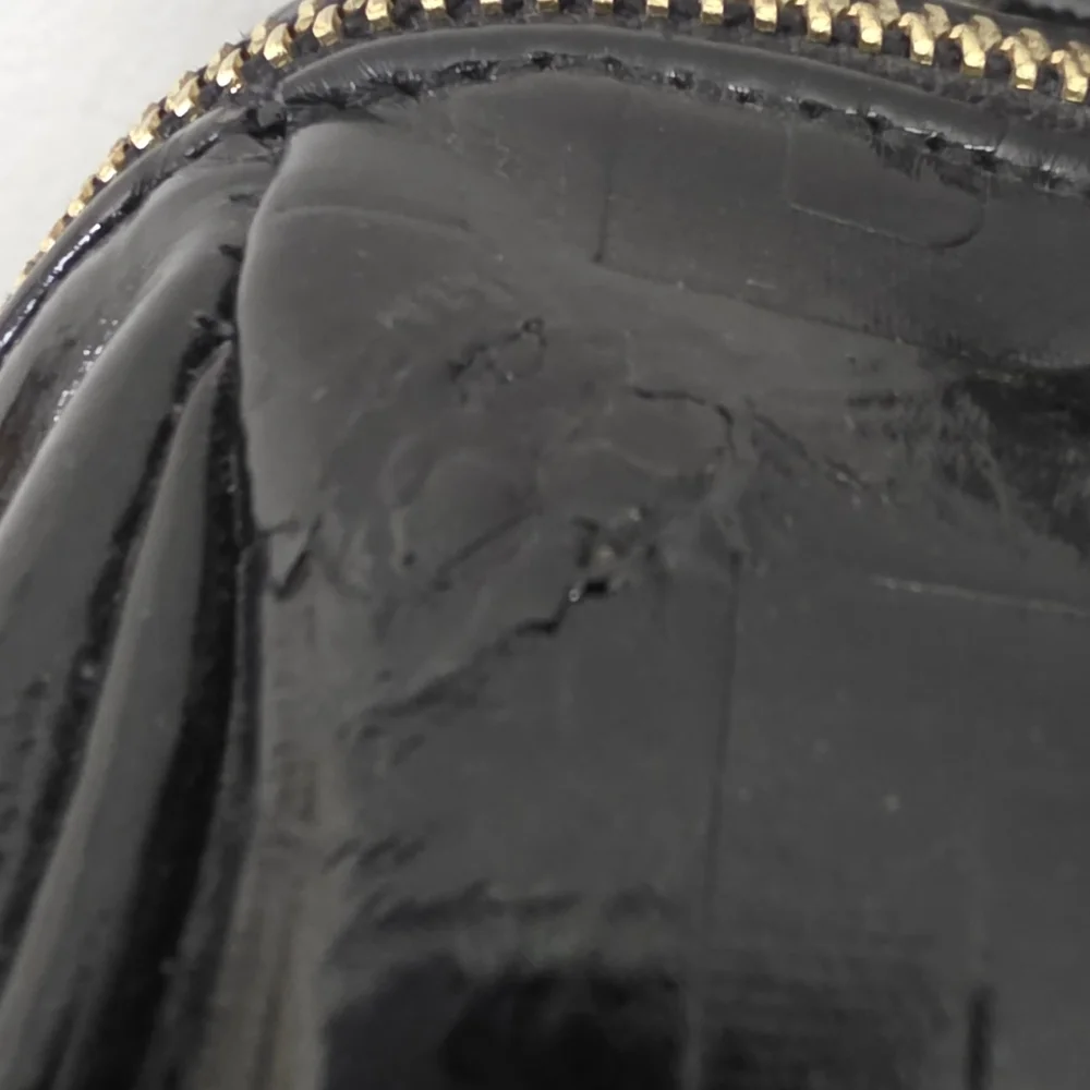 Steve Madden Logo Monochrome Black and Gold Satchel Crossbody Purse OS